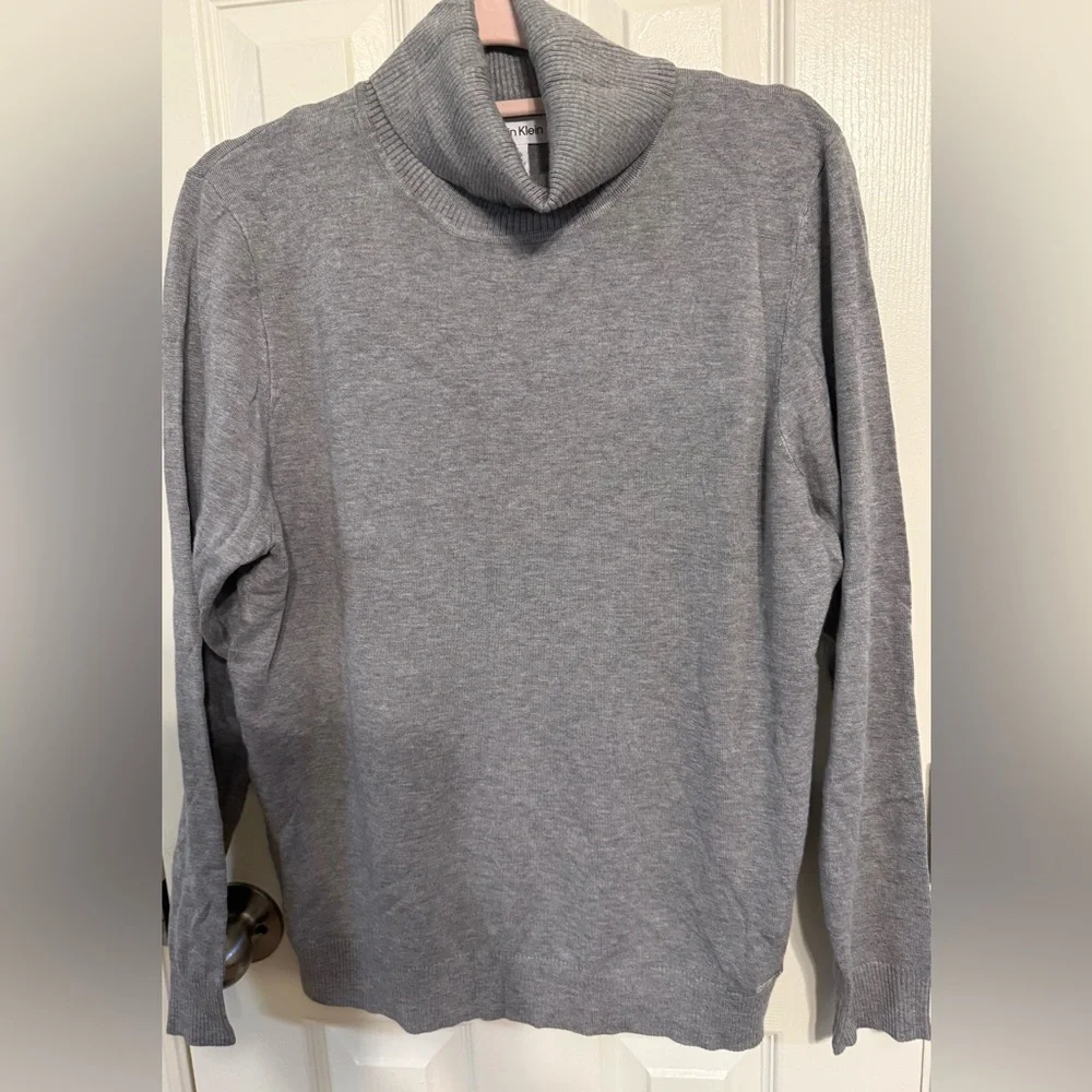 Calvin Klein‎ Heather Gray Sweater
